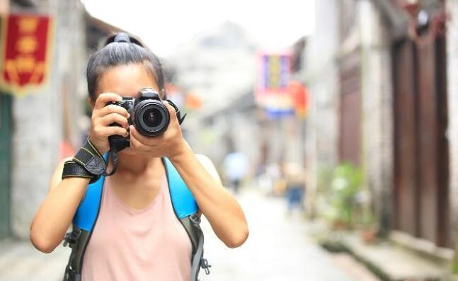 1652080732821377.jpg 艾木傳媒個人攝影師